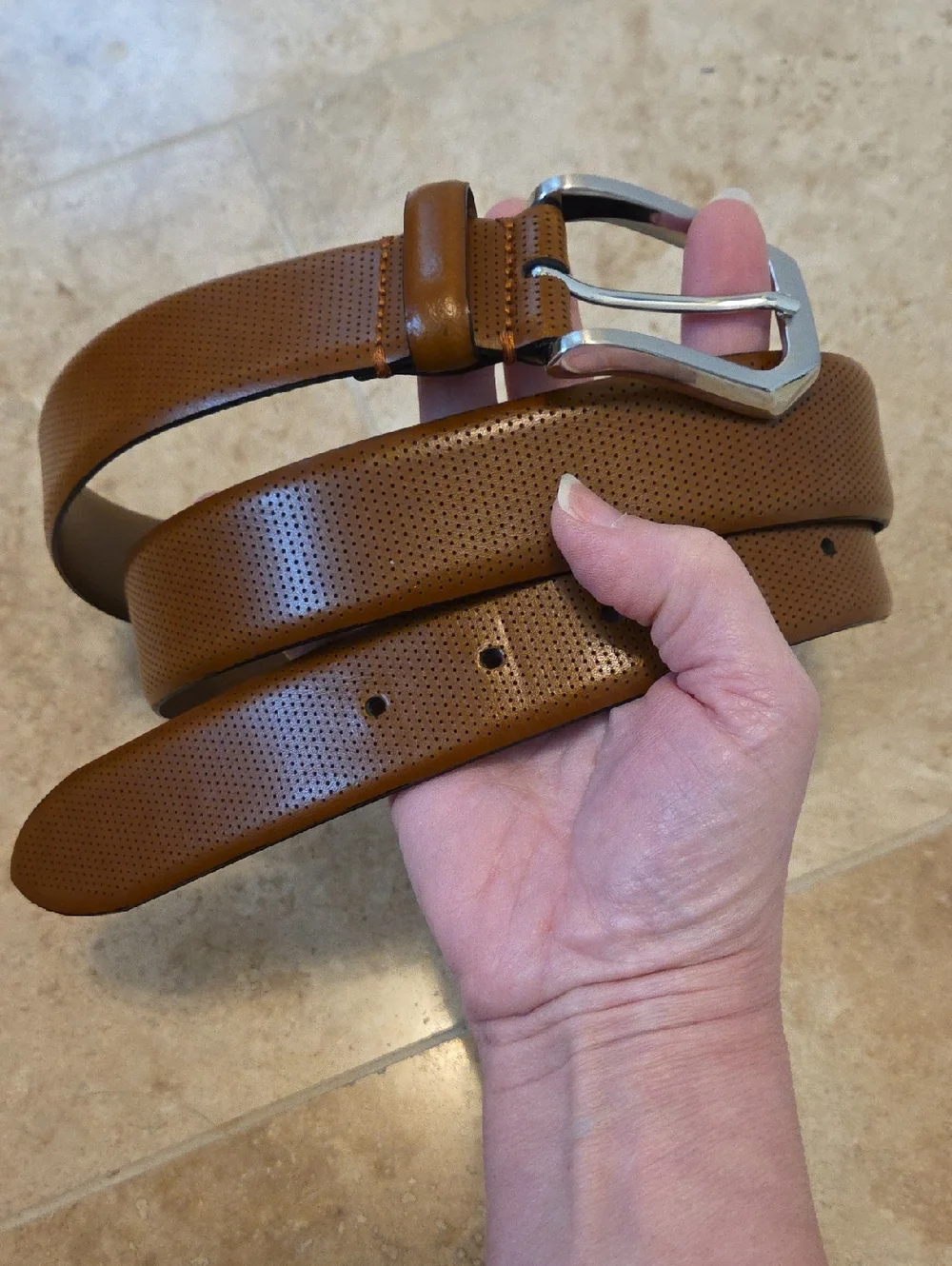 MEN'S JOHNSTON & MURPHY BROWN CALFSKIN LEATHER PERFORATED BELT SILVER BUCKLE 40